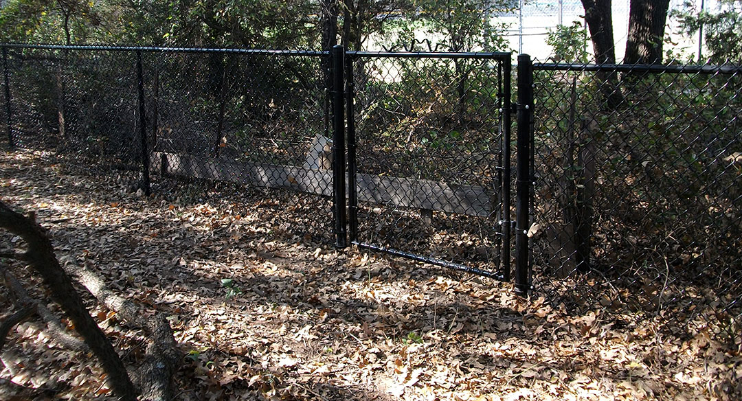 chainlink fences